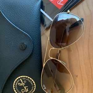 Gold-Rimmed Brown Gradient Aviator Ray Bans